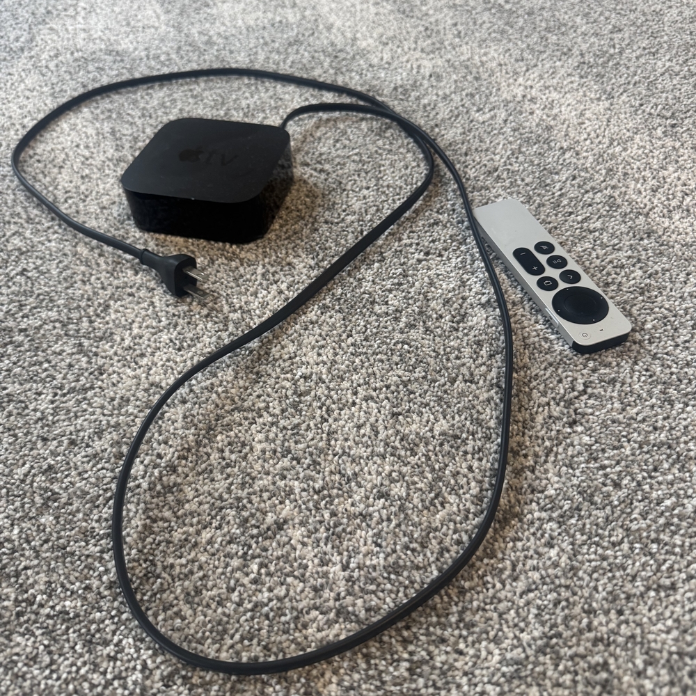 Apple Streaming Device with Remote and Cable